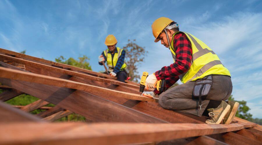 Professional Flat Roofing Installation services in Sweetser, IN